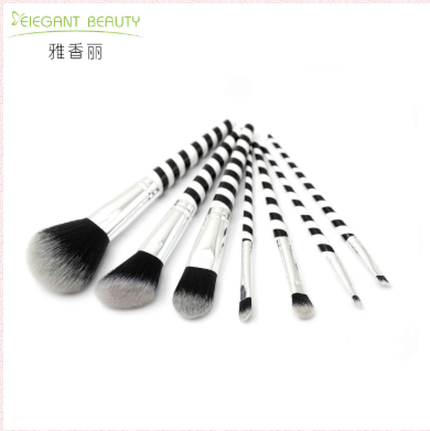 眼部草莓视频无限观看的介绍与使用 草莓视频无限观看的分类与用法
